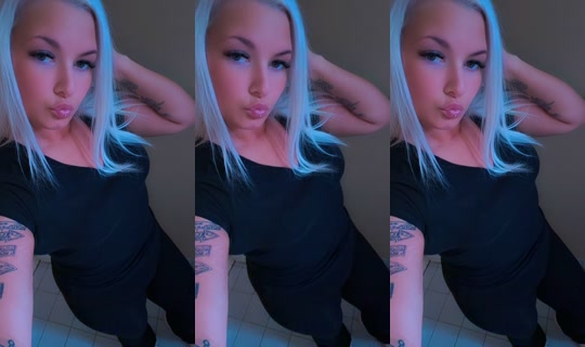 urfavblonde0300's Live Session — Jul 5, 2026, 3:27 PM