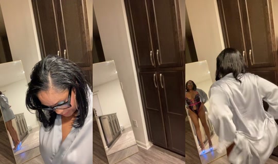 viviansfox's Live Session — Jul 6, 2026, 5:03 AM