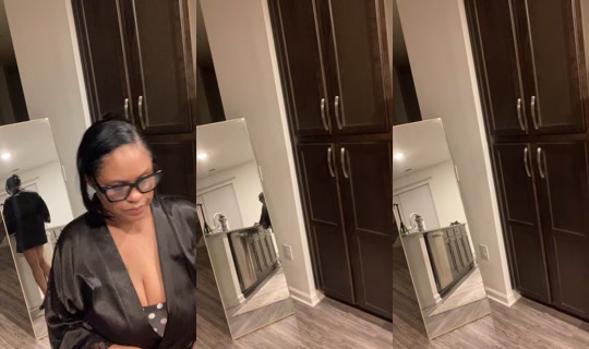 viviansfox's Live Session — Jul 7, 2026, 5:42 AM