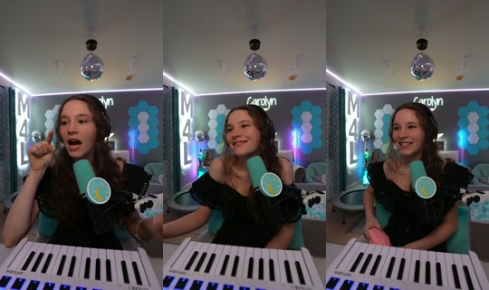 carolynmoon's Live Session — Jul 8, 2026, 12:58 AM