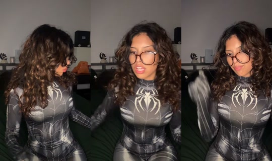 yummyyasminbby's Live Session — Jul 8, 2026, 1:07 AM