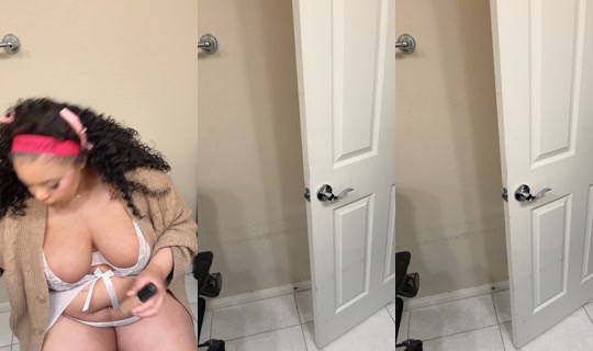 zoeesimone's Live Session — Jul 8, 2026, 1:19 AM